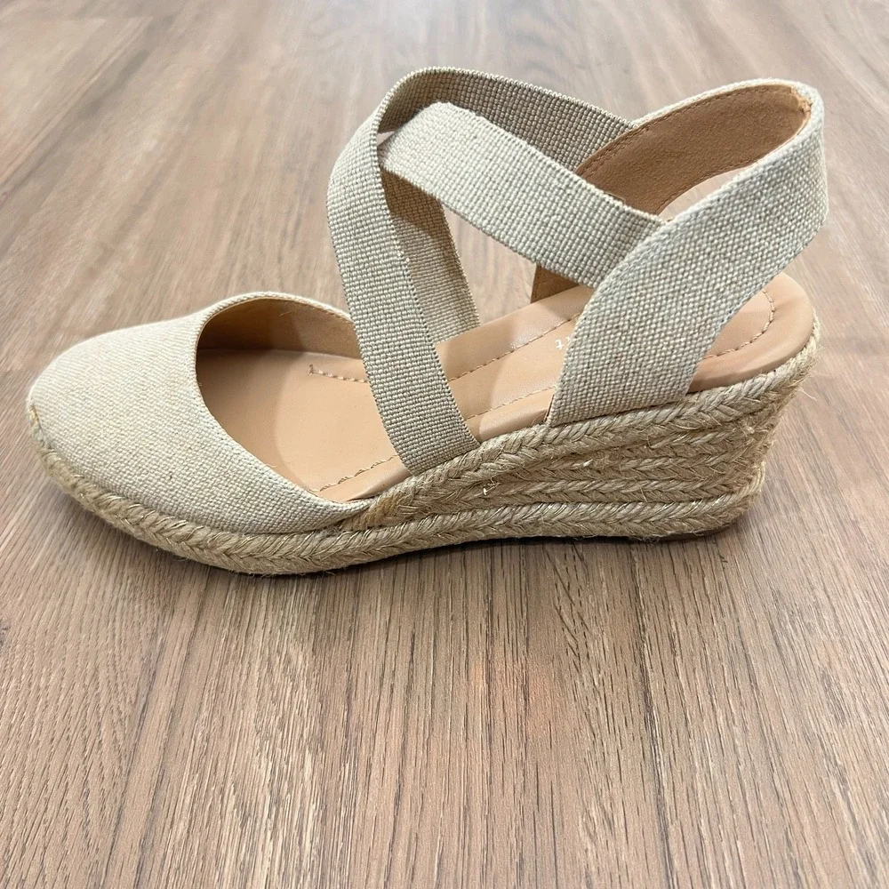 Easy Spirit Meza Espadrille Wedge Sandals Textile Almond Toe Slip‎ On  7